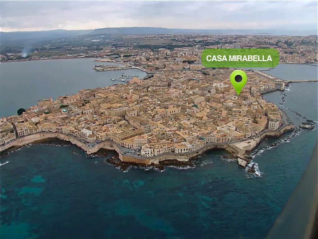 Ortigia Guest House Casa Flora Syrakusa Exteriör bild